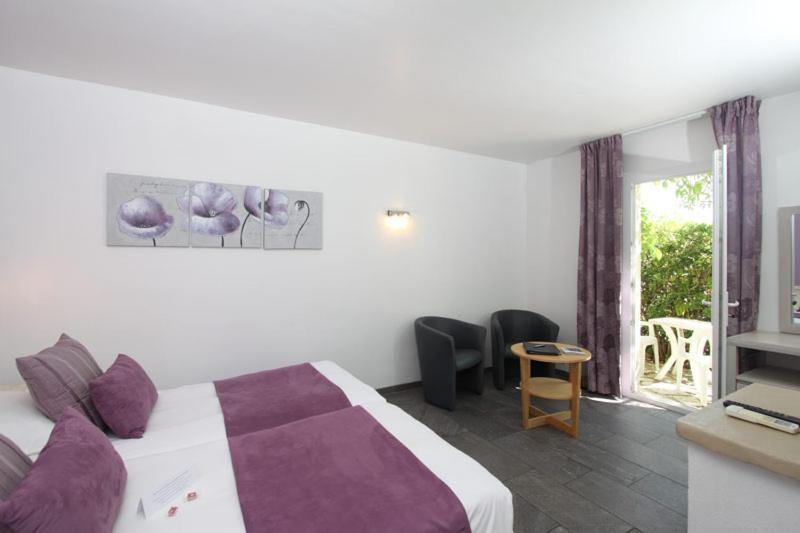Val Baussenc, The Originals Relais Hotel Maussane-les-Alpilles Exterior photo