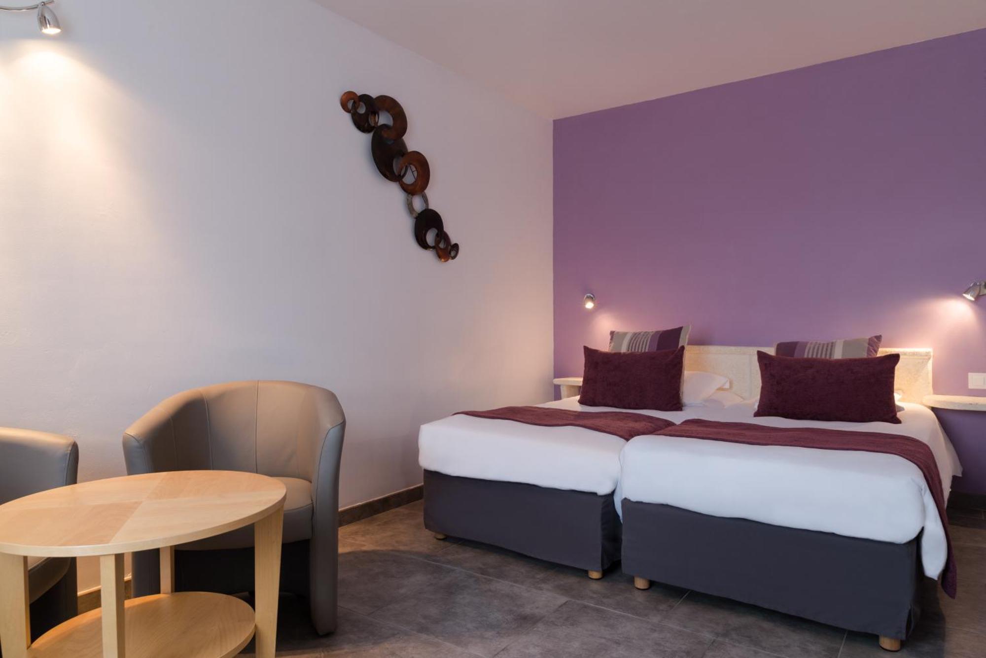 Val Baussenc, The Originals Relais Hotel Maussane-les-Alpilles Exterior photo